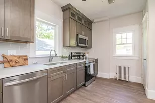2306 Wilbraham Rd, Springfield, MA 01129 - Photo 2