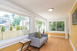 2306 Wilbraham Rd, Springfield, MA 01129 - Photo 14