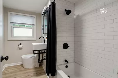 987 Pleasant St, Framingham, MA 01701 - Photo 18