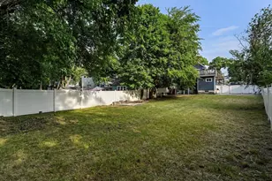 969 Canterbury St, Boston, MA 02131 - Photo 30