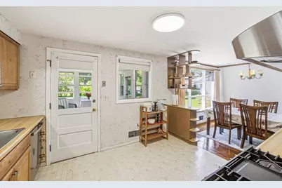 14 Clearview Dr, Framingham, MA 01701 - Photo 8