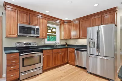 2 Whiting Road, Framingham, MA 01701 - Photo 16