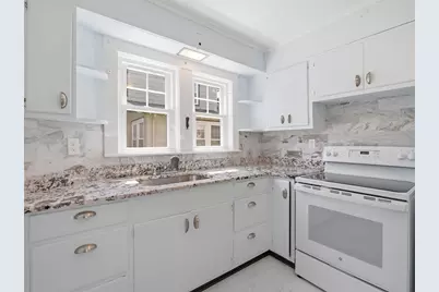 34 Burdette Ave, Framingham, MA 01702 - Photo 8