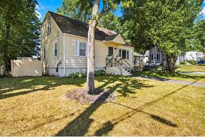 26 Sunset Rd, Dracut, MA 01826 - Photo 2