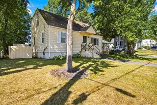26 Sunset Rd, Dracut, MA 01826 - Photo 2