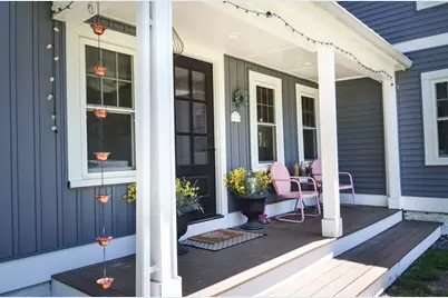 22 Harris St, Clinton, MA 01510 - Photo 4