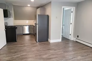 17 Stearns St, Malden, MA 02148 - Photo 4