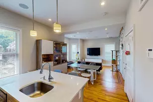 47 Harvest St, Boston, MA 02125 - Photo 2