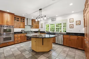 18 Eveningstar Dr, Amherst, MA 01002 - Photo 10