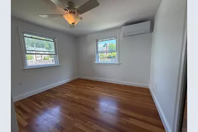 722 Vfw Pkwy, Boston, MA 02132 - Photo 10