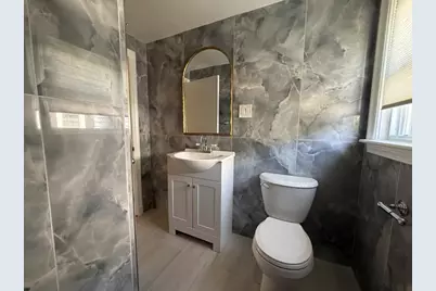 722 Vfw Pkwy, Boston, MA 02132 - Photo 16