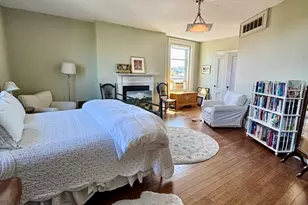 4 Monument Sq, Boston, MA 02129 - Photo 10
