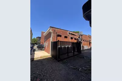 71 Pleasant St, Northampton, MA 01060 - Photo 6