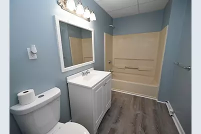 14 Derby St, Worcester, MA 01604 - Photo 10