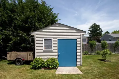 192 Calvin Ave, Somerset, MA 02726 - Photo 12