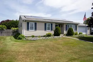 192 Calvin Ave, Somerset, MA 02726 - Photo 2