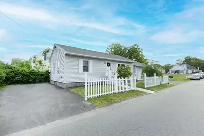 5 Meriline Ave, Methuen, MA 01844 - Photo 2