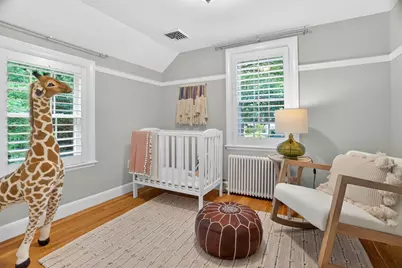 35 Cleveland Rd, Wellesley, MA 02481 - Photo 12