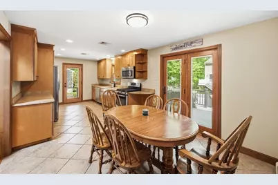 50 Melrose Ave, Tewksbury, MA 01876 - Photo 6