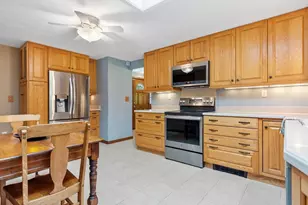 27 Cheryl Ann Dr, Rutland, MA 01543 - Photo 10