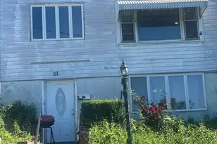 111 Arnold St, Revere, MA 02151 - Photo 2