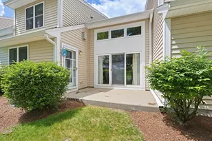 15 Reservoir St, Mansfield, MA 02048 - Photo 2