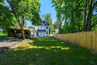 10 Walnut St, Ware, MA 01082 - Photo 24