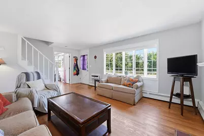 375 River Rd, Agawam, MA 01001 - Photo 12