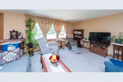 10 Amherst Ave, Bridgewater, MA 02324 - Photo 4