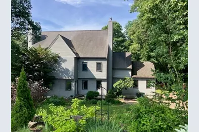 14 Gleason St #B, Westborough, MA 01581 - Photo 2