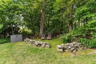 31 Hiawatha Rd, Woburn, MA 01801 - Photo 24