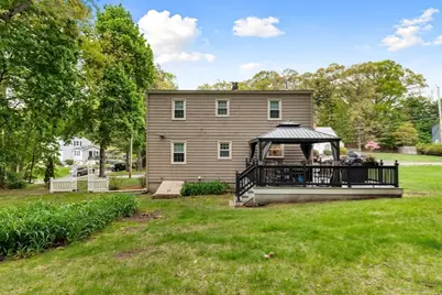 31 Hiawatha Rd, Woburn, MA 01801 - Photo 26