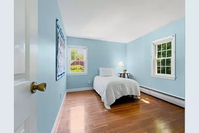 31 Hiawatha Rd, Woburn, MA 01801 - Photo 18