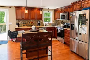 28 Park Ave W, Weymouth, MA 02190 - Photo 6