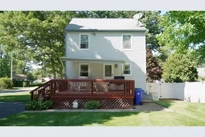 154 Thacher St, Attleboro, MA 02703 - Photo 4