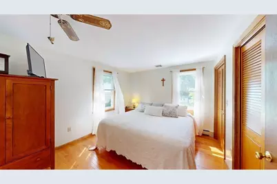 154 Thacher St, Attleboro, MA 02703 - Photo 28