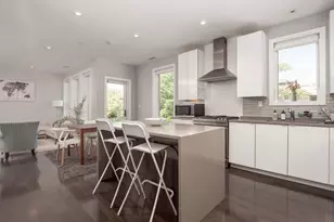2 West 6th, Boston, MA 02127 - Photo 6