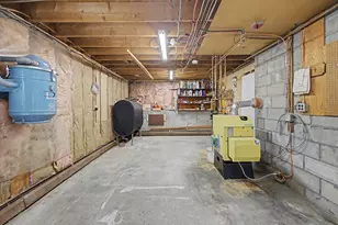92 Alvord St, South Hadley, MA 01075 - Photo 14