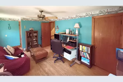 4 Pleasant St, Plainville, MA 02762 - Photo 14