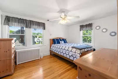 10 Barclay Road, Boston, MA 02132 - Photo 20
