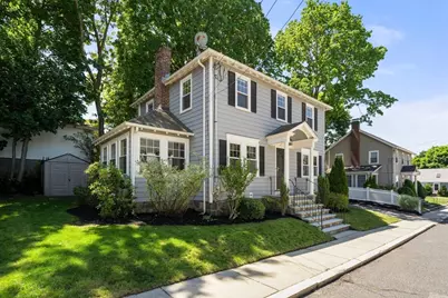 10 Barclay Road, Boston, MA 02132 - Photo 2