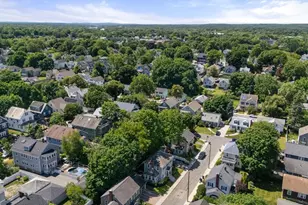 10 Barclay Rd, Boston, MA 02132 - Photo 34