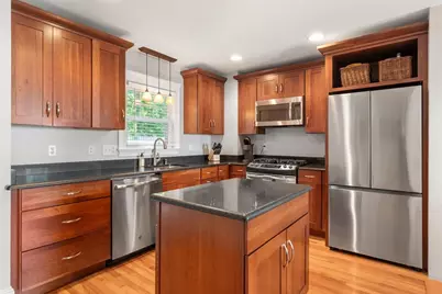 10 Barclay Road, Boston, MA 02132 - Photo 12