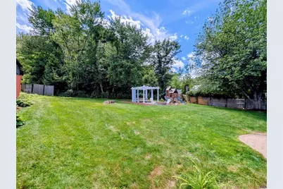 349 Summer St, Franklin, MA 02038 - Photo 22
