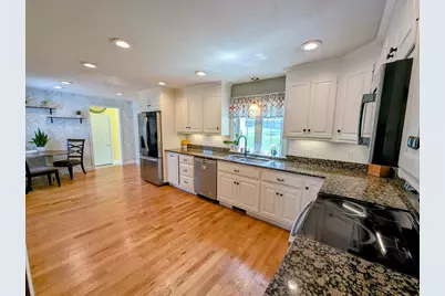 349 Summer St, Franklin, MA 02038 - Photo 4