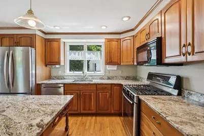6 Anna Street, Chelmsford, MA 01863 - Photo 8