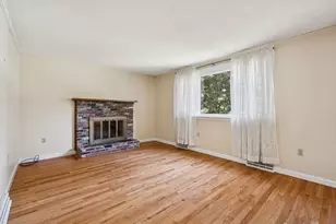 6 Anna St, Chelmsford, MA 01863 - Photo 14
