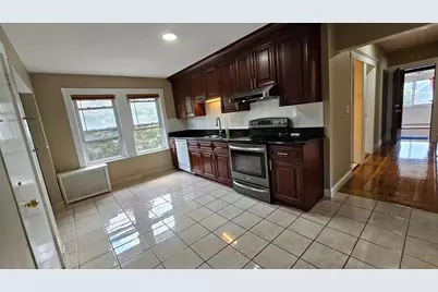 13 Beacon St #2nd Floor, Quincy, MA 02169 - Photo 2