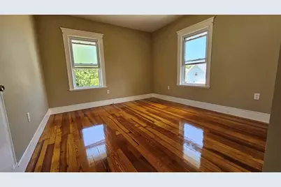 13 Beacon St #2nd Floor, Quincy, MA 02169 - Photo 8