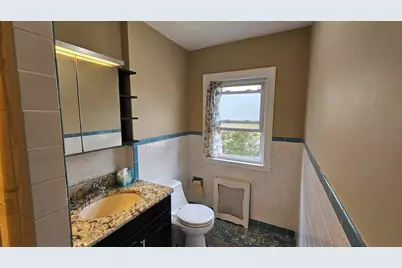 13 Beacon St #2nd Floor, Quincy, MA 02169 - Photo 10